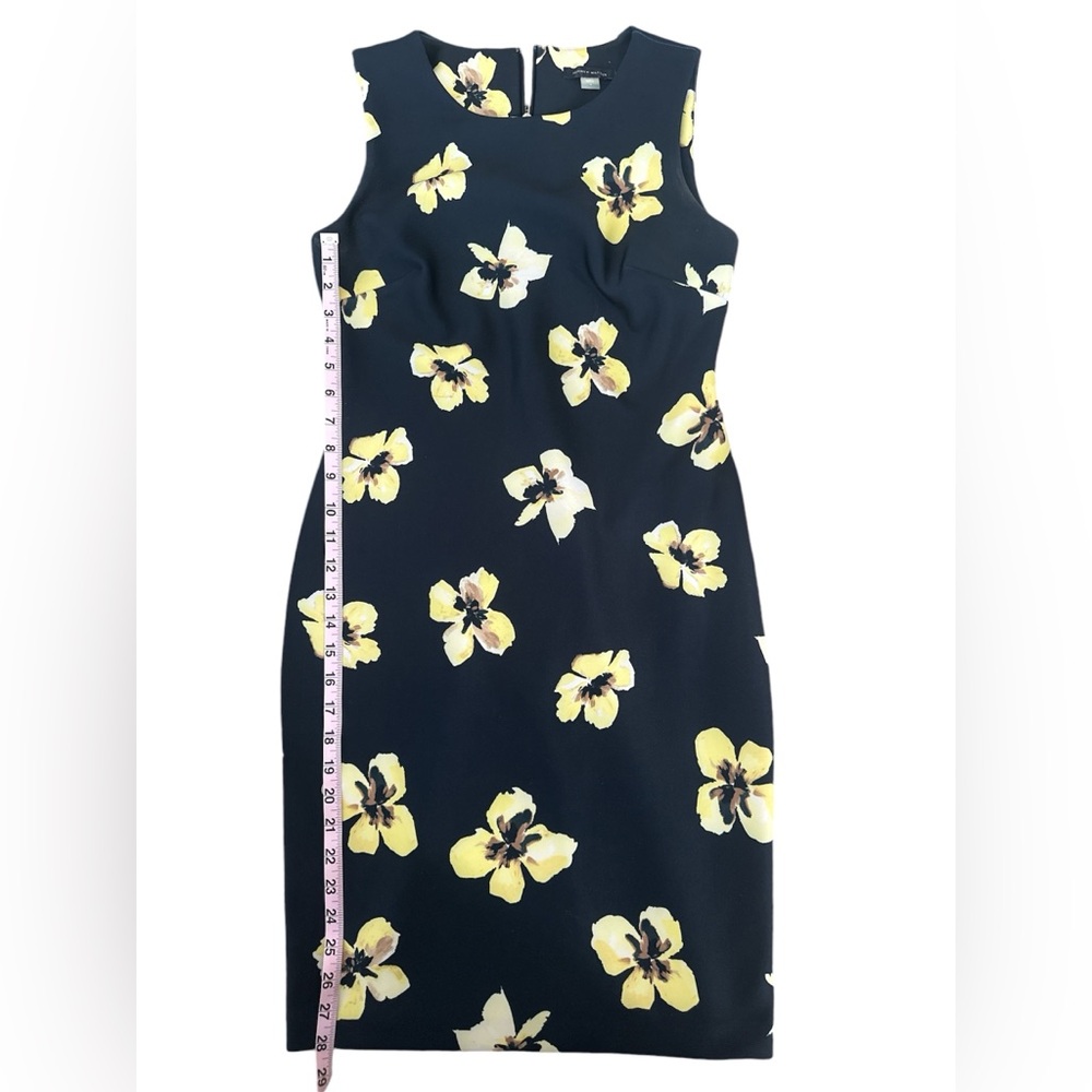 Tommy Hilfiger Navy Floral Sleeveless Scoop Neck Stretch Shift Dress Sz 4 EUC - Picture 12 of 17